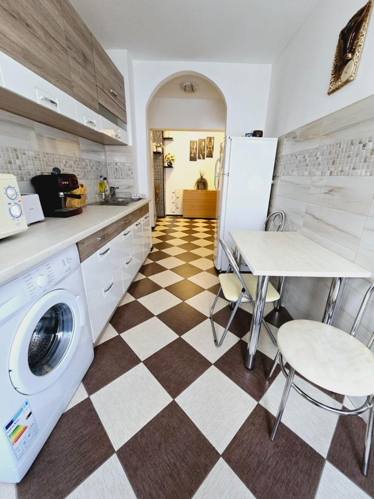 Apartament Sofy2 Baile Herculane Exterior photo